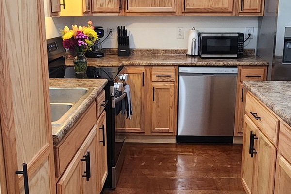 Refrigerador, microondas, horno, placa de cocina