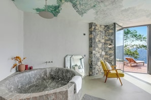 Family Villa, 3 Bedrooms, Balcony, Mountainside (Villa Skyline - Pool - Lakeview -) | Interior - Villa Skyline - Pool - Lakeview - Privacy (Lugano)