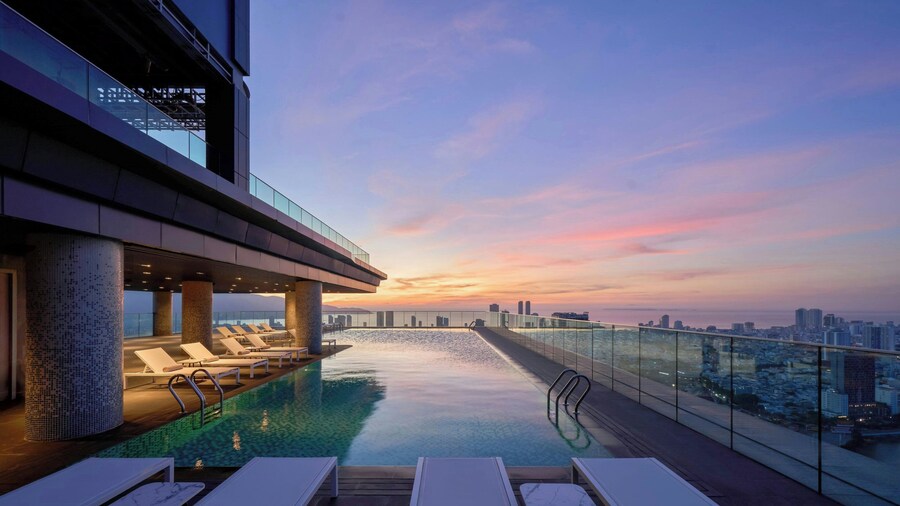 Courtyard by Marriott Danang Han River