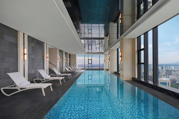 Indoor pool, outdoor pool