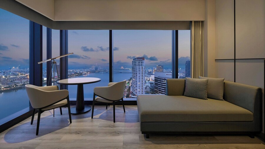 峴港漢江萬豪萬怡飯店