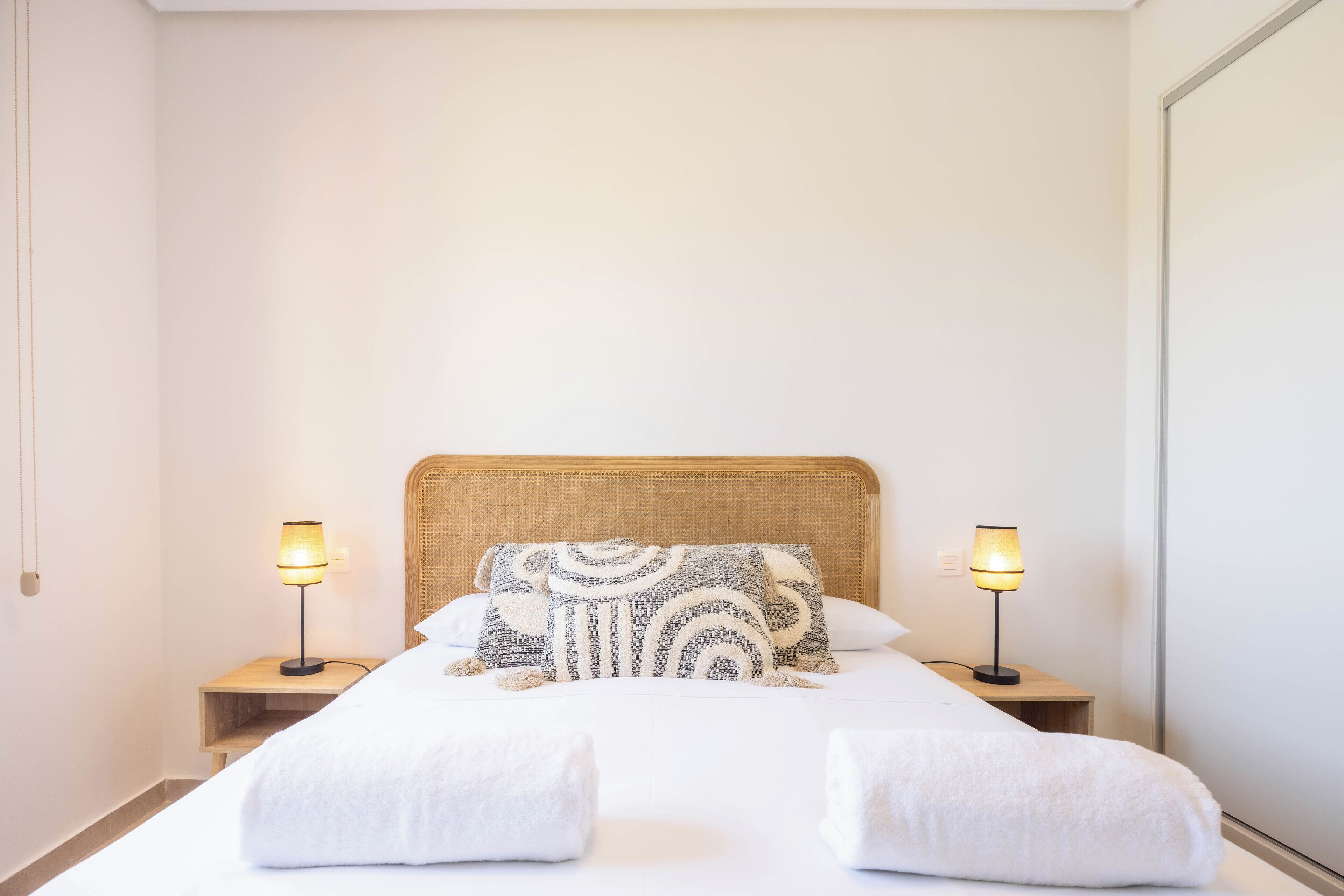 Iron/ironing board, free WiFi