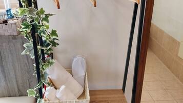 Hus | 2 soverom og skrivebord