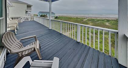 Whispering Sands Beachfront | Community Pool