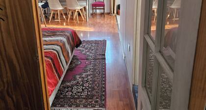 Apartment steps from Mall Arauco Maipú, Parking, wi fi.