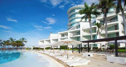 Aria Ocean 309 by Del Mar