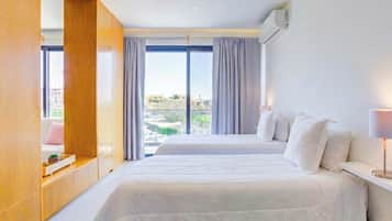 1 bedroom, iron/ironing board, travel crib, WiFi