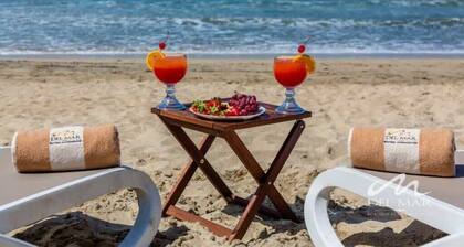 Cozy beachfront condo w/ pool & beach access