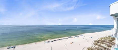 Deluxe Condo, 4 Bedrooms, Balcony, Beach View | Balcony view