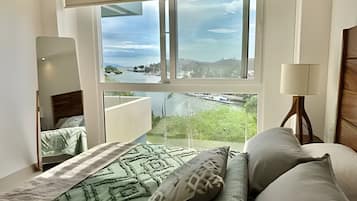 2 bedrooms, bed sheets