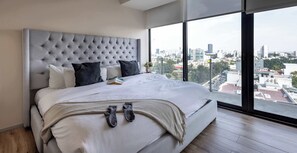 3 bedrooms, bed sheets