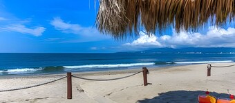 Kite y Terra 02 by Del Mar