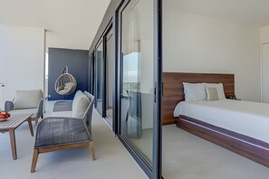 3 عدّة غرف نوم ومكواة/لوح كي وخدمة الإنترنت وملاءات أسرّة