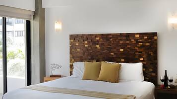 3 bedrooms, bed sheets