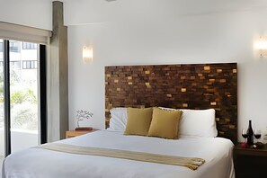 3 chambres, accĂšs Internet, draps fournis