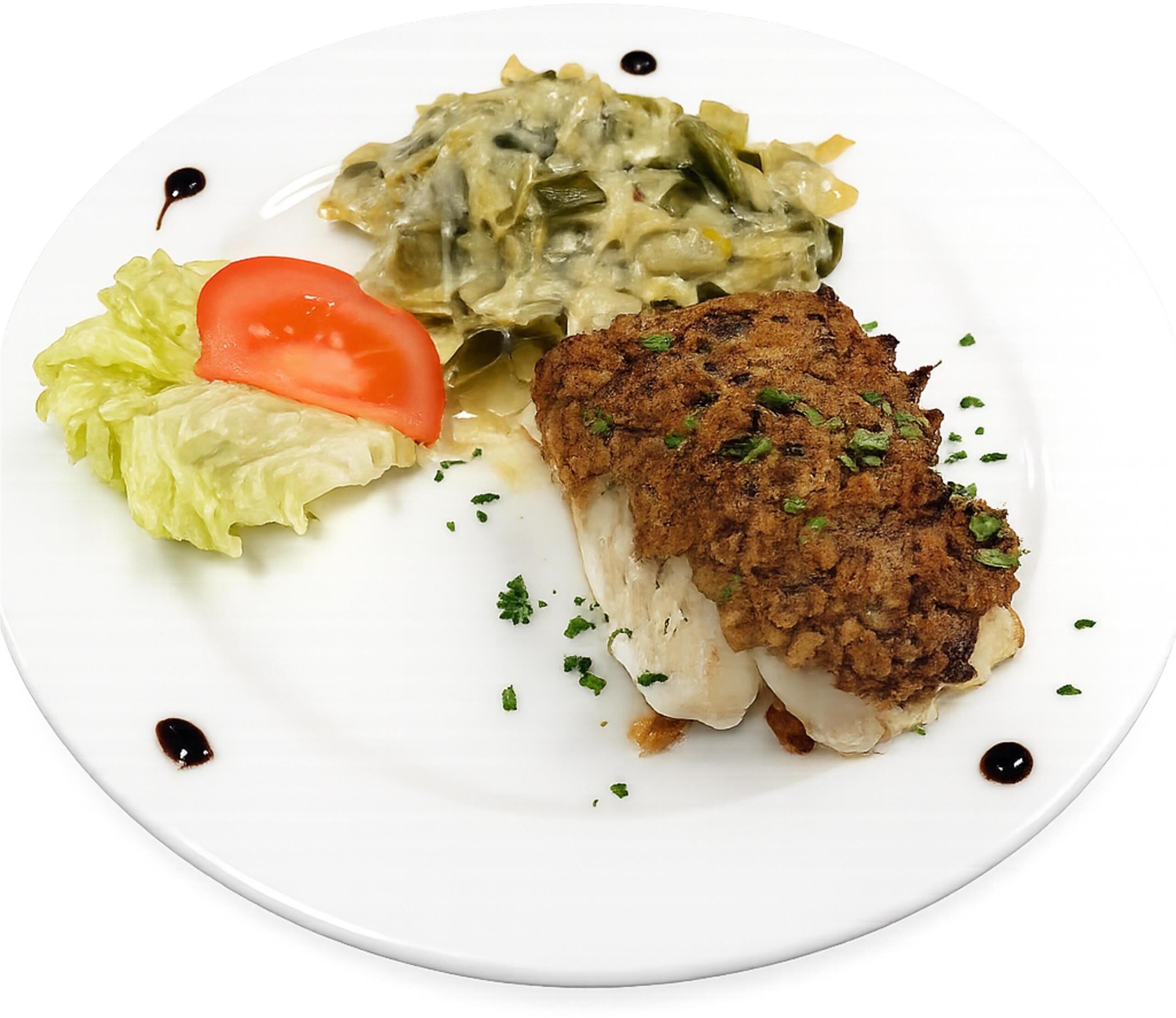 Ein Teller mit Fisch, Gemüse und einer Tomatenscheibe.