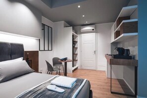 1 camera, una cassaforte in camera, ferro/asse da stiro, Wi-Fi gratuito