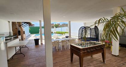 Best 3-suite apartment with beach view by the sea, swimming pools and excellent facilities