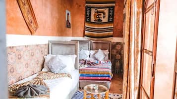 1 slaapkamer, een strijkplank/strijkijzer, wifi, beddengoed