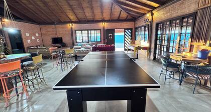 Vila Say House with 4 bedrooms, air conditioning and heated pool