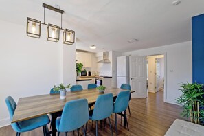 Apartment, 2 Bedrooms, Non Smoking | Living area | Flat-screen TV