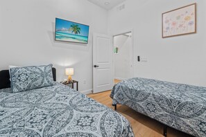 3 bedrooms, WiFi, bed sheets