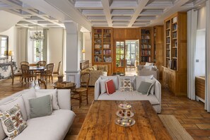 ハウス エンスイート | ラウンジ