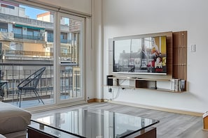 TV