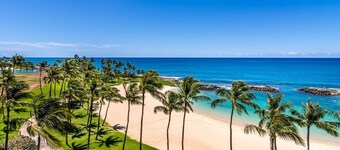 Lux Ko Olina B609 & B610: 4BR Oceanfront Villas w/ Lanai & Views