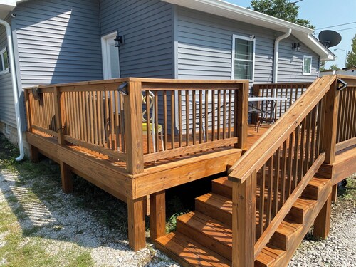 Short walk to campus Charming 3BR house with WiFi ample parking in Bloomington