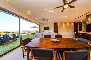 Daily cooked-to-order breakfast for a fee - Casa Puerto Bahía Ocean View Pool and gym (La Cruz de Huanacaxtle)