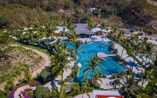 Vila | Piscina | Piscina externa