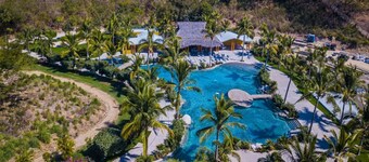 Casa Puerto Bahía Ocean View Pool and gym