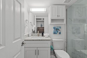 Shower, towels