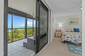 2 slaapkamers, een strijkplank/strijkijzer, gratis wifi, beddengoed