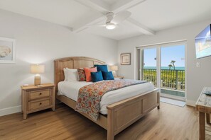 2 bedrooms, free WiFi, bed sheets - Beachfront Bliss Awaits: Discover Your Newly Remodeled Sanibel Island Escape (Sanibel)