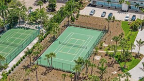Sports court - Beachfront Bliss Awaits: Discover Your Newly Remodeled Sanibel Island Escape (Sanibel)