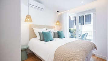 Superior Apartment, 2 Bedrooms | Premium bedding, in-room safe, blackout drapes, iron/ironing board