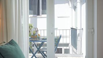 Superior Apartment, 2 Bedrooms | Terrace/patio