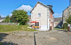 Exterior - Awesome home in Quettreville-sur-Sienn with WiFi (Quettreville-sur-Sienn)