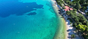 Beautiful 2-Bedroom Apartment in Trpanj