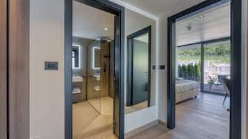 Superior Suite | In-room safe, desk, laptop workspace, blackout drapes