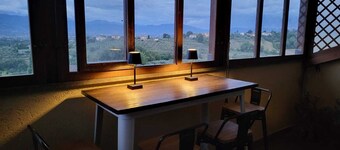 Dimora del Falco - Panoramic villa in Umbria with suites & regional breakfast