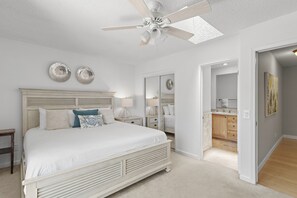 2 soverom, strykejern/-brett, wi-fi (inkludert) og sengetøy