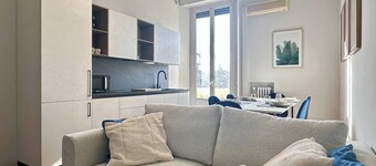 Elegant apartment with terrace in Piola area - central location in Milan