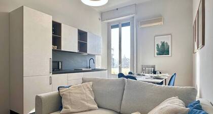 Elegant apartment with terrace in Piola area - central location in Milan