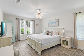 3 chambres, fer et planche à repasser, Wi-Fi gratuit, draps fournis