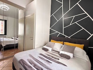 3 chambres, fer et planche à repasser, accès Internet, draps fournis