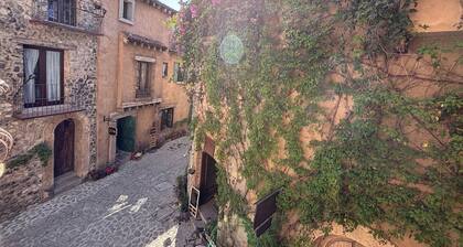 Castle of Carlo – Charlemagne II Apartment