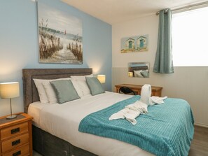 2 bedrooms, individually decorated, individually furnished, free WiFi - Old Malthouse Apartment (Weymouth)